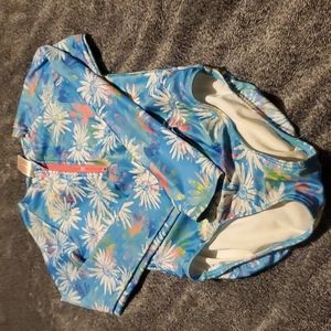 Bathing Suit, Long Sleve, Size 7/8 Girls, Cat & Jack Blue Floral. Part Zip Up